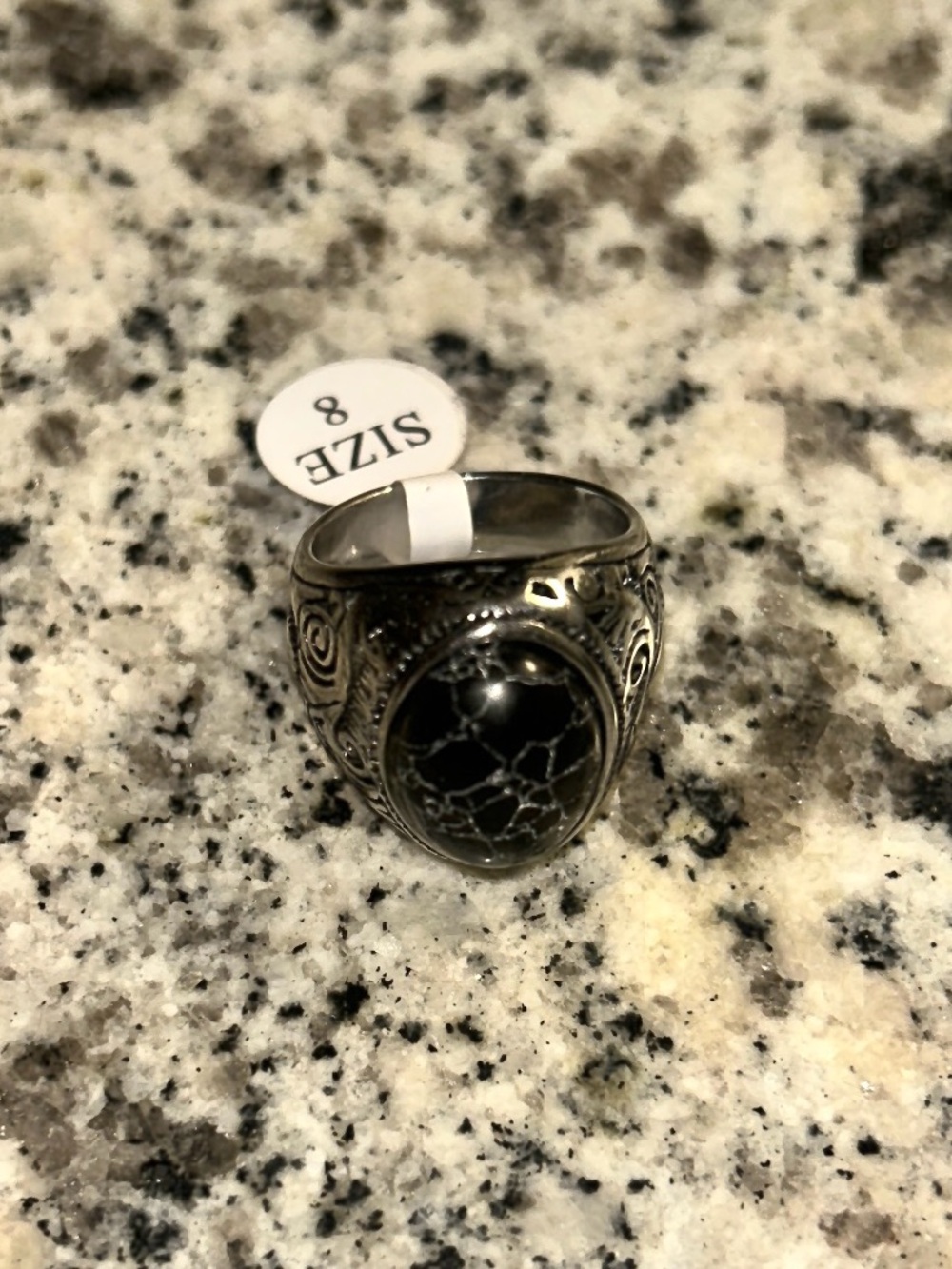 Vintage Style Ornate Filigree Ring Size 8 Black Stone Silver Tone New